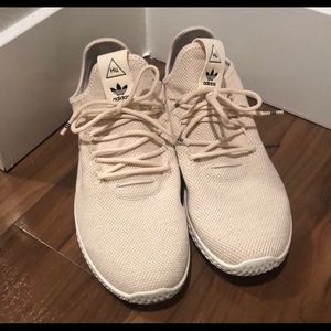Adidas Pharrell Williams HU tennis shoes
